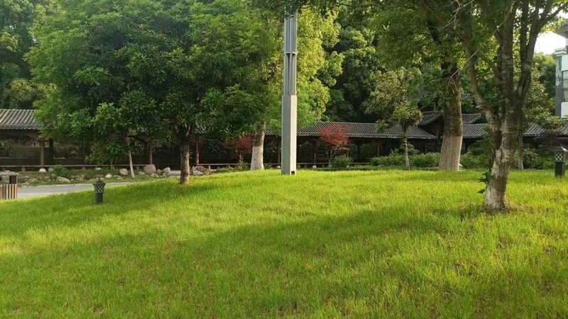 别墅花园石材拼花设计：如何打造个性与实用并存的景观空间
